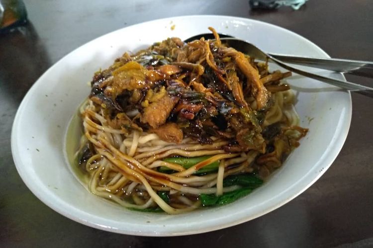 Mie Ayam Sabar Narima: Comfort in Every Bowl at Adipala